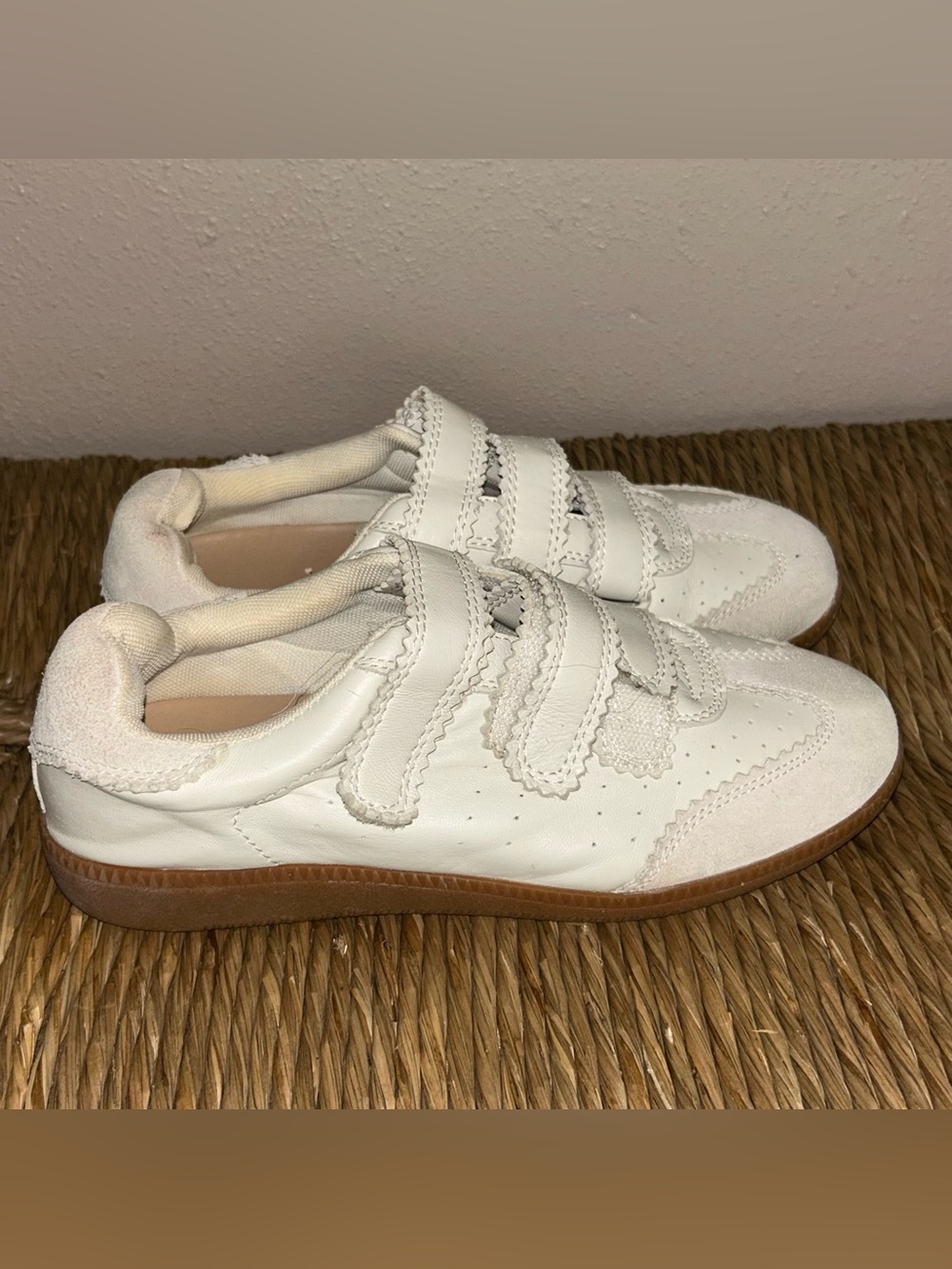 Retro Velcro Gum Sole Sneakers Silent D SEENA White Leather Suede